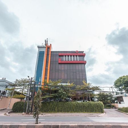 Collection O Hotel Igloo Bekasi Exterior photo