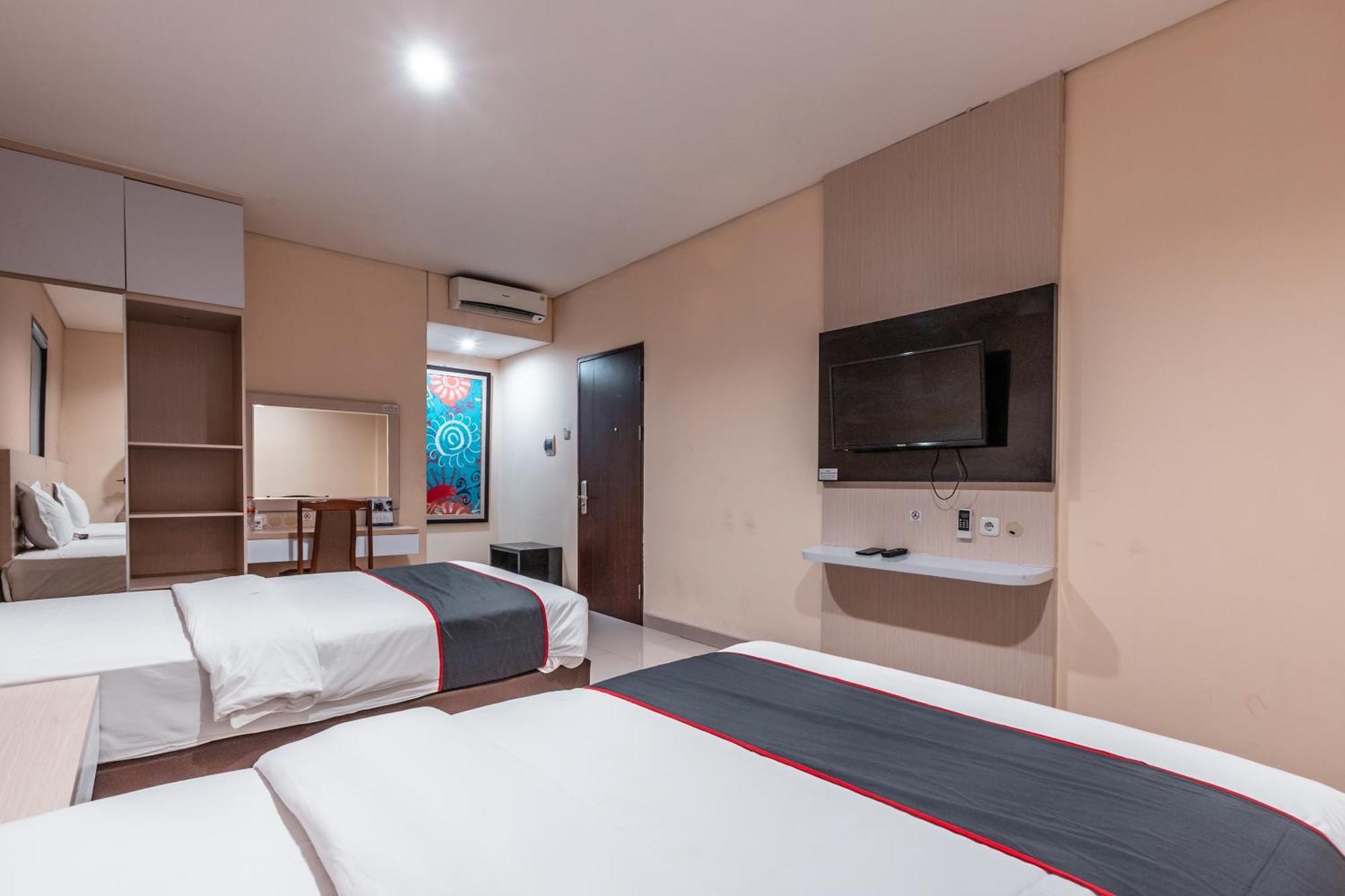 Collection O Hotel Igloo Bekasi Exterior photo