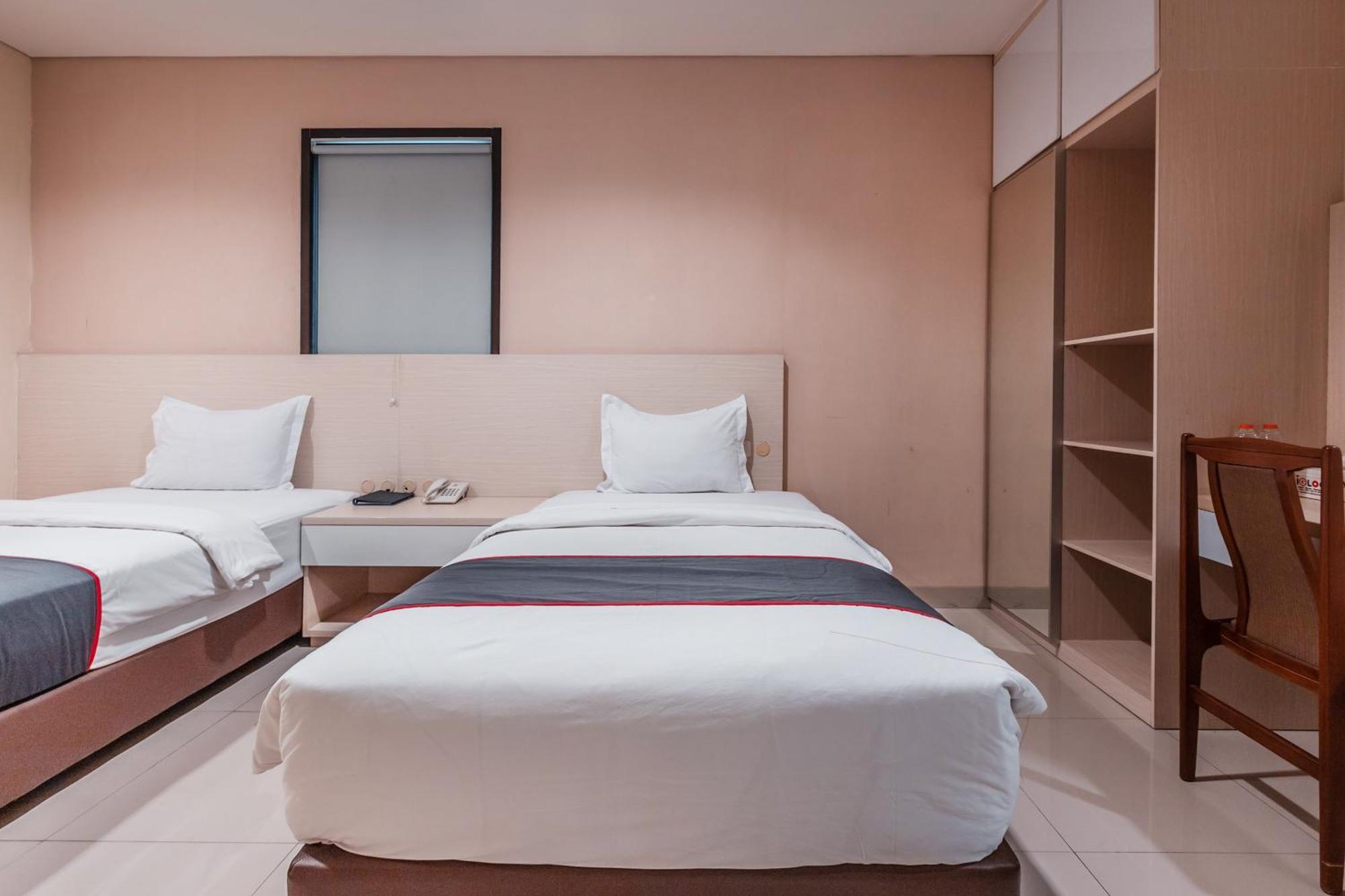Collection O Hotel Igloo Bekasi Exterior photo